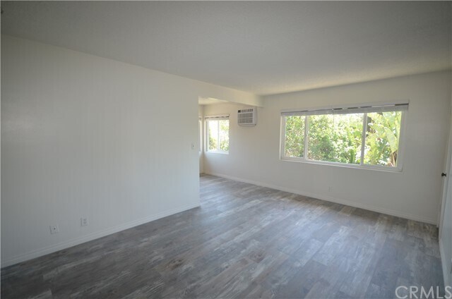 Building Photo - 645 S Glassell St
