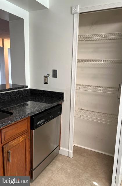 Foto del edificio - 5 Bayridge Dr