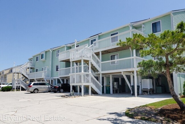 Building Photo - 1100 Fort Fisher Blvd S
