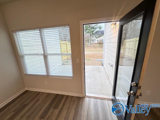 Foto del edificio - 134 Foster Wy Dr