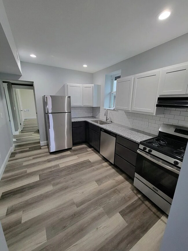 Foto del edificio - 5038 Chippewa St