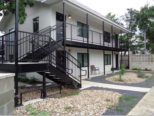 Building Photo - 3311 Speedway