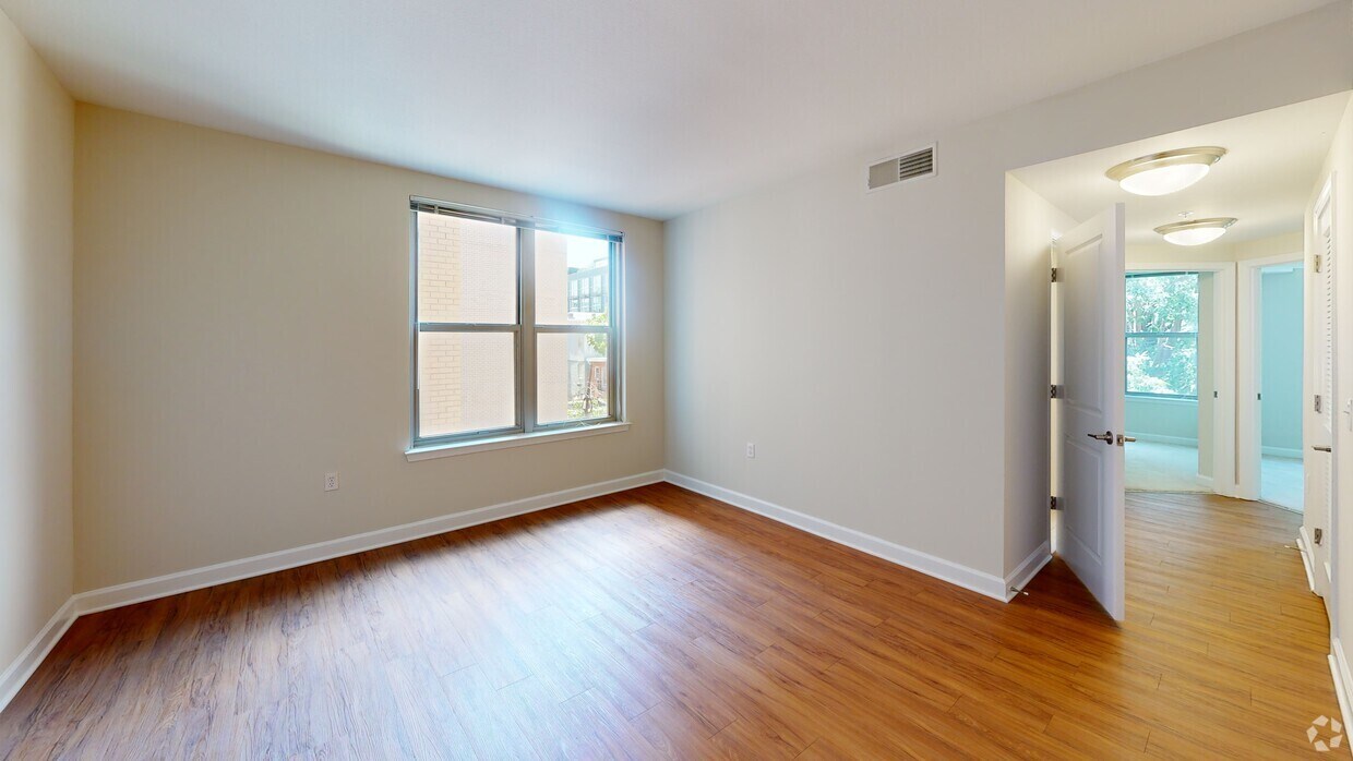Photo - Jefferson Marketplace Apartments
