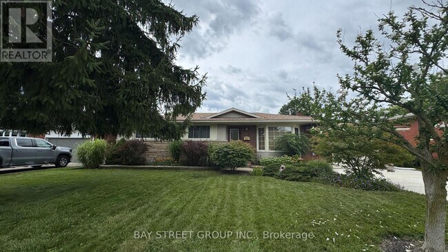 Photo du bâtiment - 20 Windermere Rd