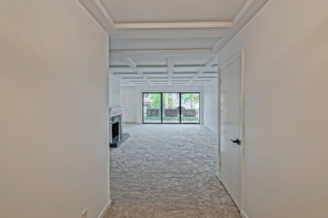 Building Photo - Newly Remodeled, Bright & Airy End Unit Condo in the beautiful "Villa Florenza" Complex in the he...