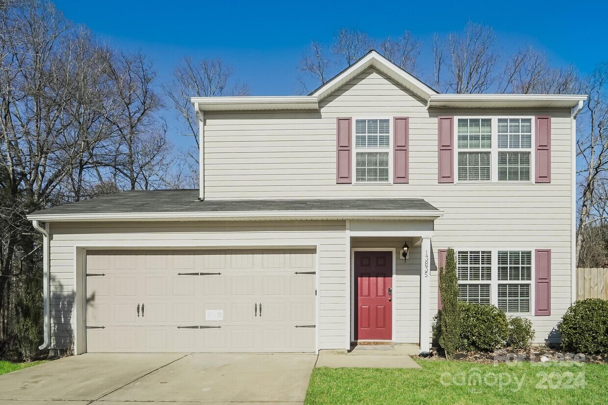 Primary Photo - 13835 Circle Dr