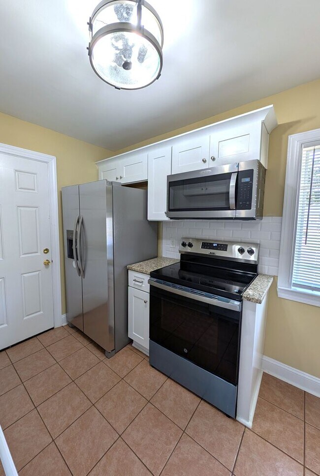 Foto del edificio - You won't find better!  2 Bed/1 Bath.  Dup...