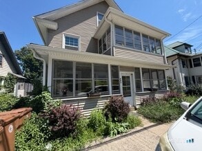 Building Photo - 887 Howe Ave