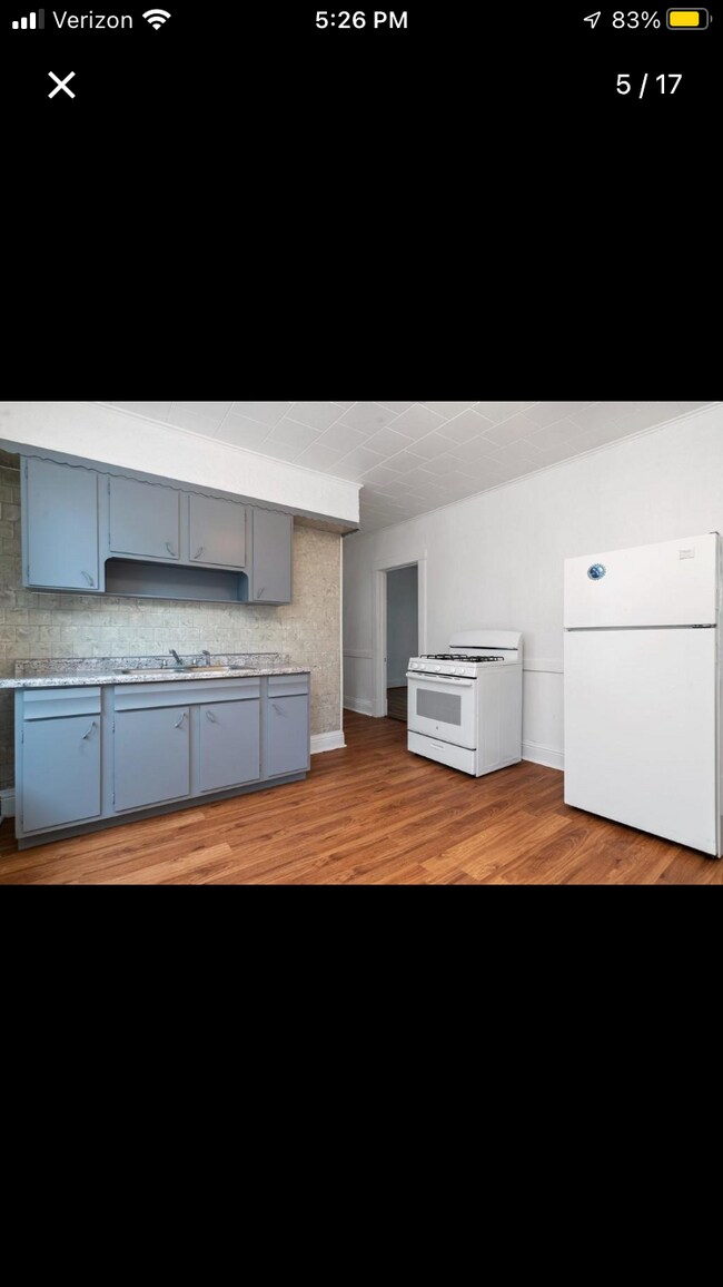 Foto del edificio - 2310 Broadway St