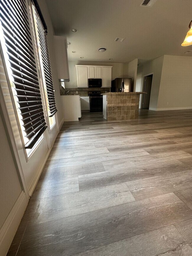 Foto del edificio - 3 Bedroom Single Family Home in Fort Worth