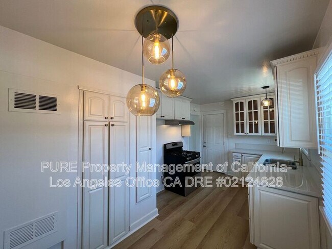 Foto del edificio - 625 W 23rd St