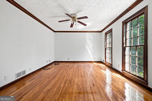Foto del edificio - 965 Millbrook Ct