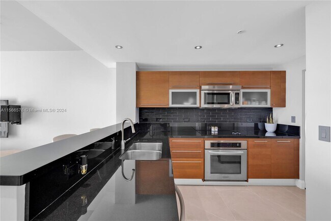 Foto del edificio - 253 NE 2nd St