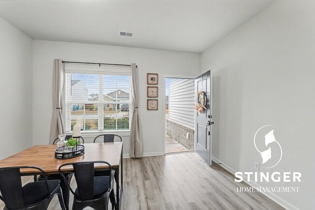 Foto del edificio - 198 Great Bend Dr