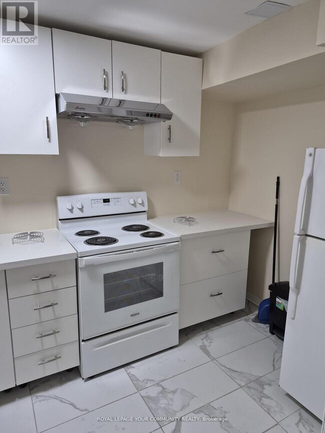 Photo du bâtiment - 9 Hawkridge Trail