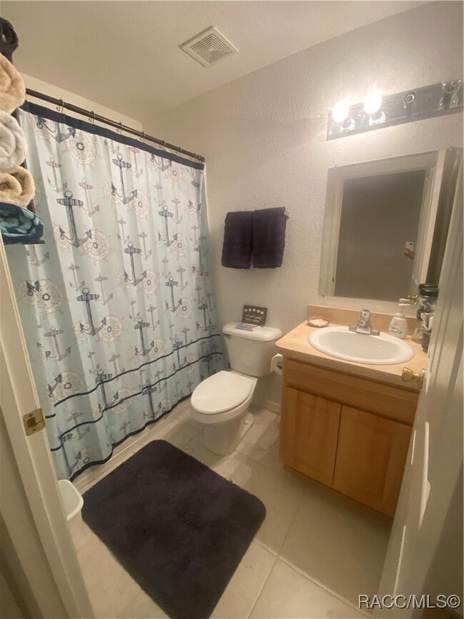 Building Photo - 2131 N Pinecone Ave