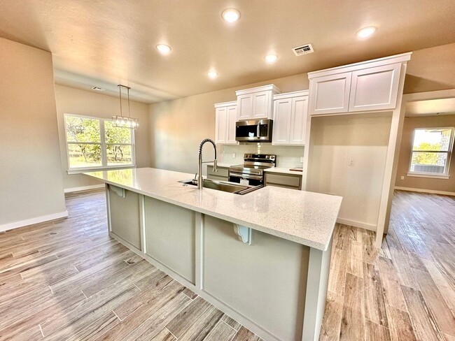 Building Photo - New Construction Home south of Blanchard approx 8-10 miles from Chickasha Move in Deposit-Free (I...