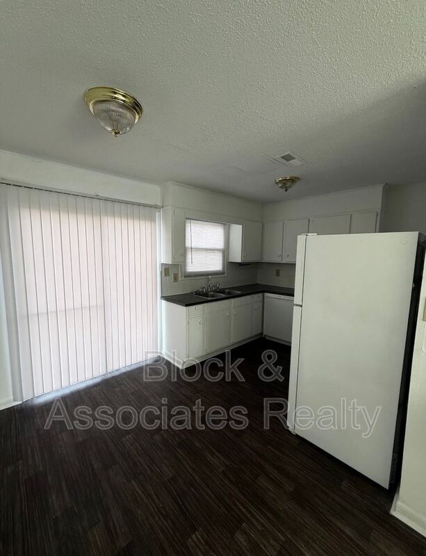 Foto del edificio - 1023 Salisbury St