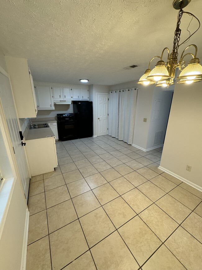 Photo - 1116 Windgate Cir NW Townhome