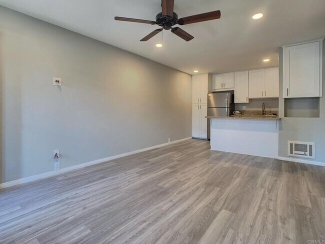 Foto del edificio - Charming 1 bedroom in Mission Valley!