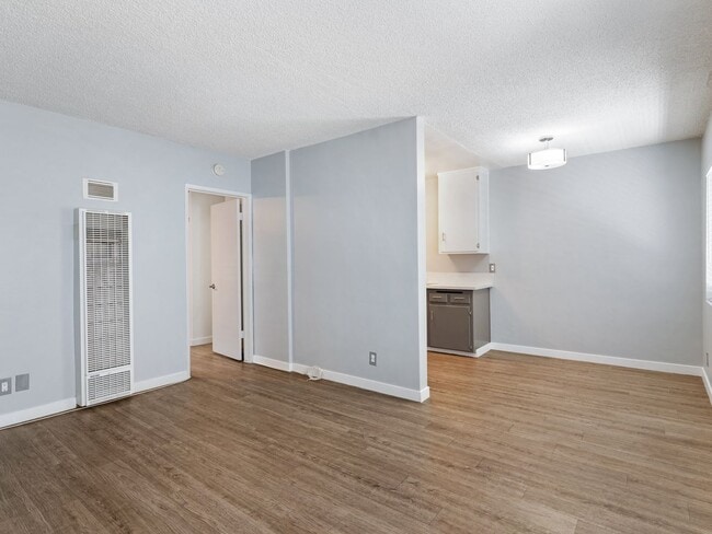 Foto del edificio - 539 E 11th St