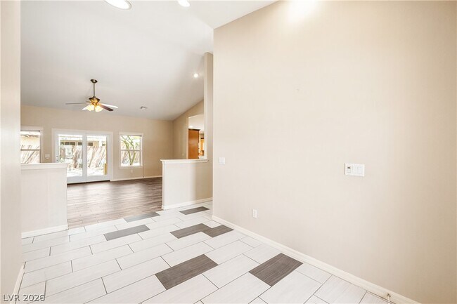 Building Photo - 6288 Fisher Ave
