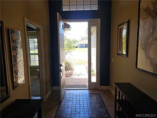 Building Photo - 2353 N Mia Point