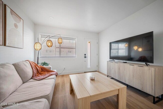 Foto del edificio - 3110 N 37th St