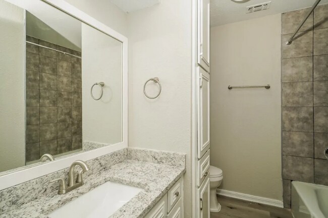 Foto del edificio - 4608 Ringold Dr