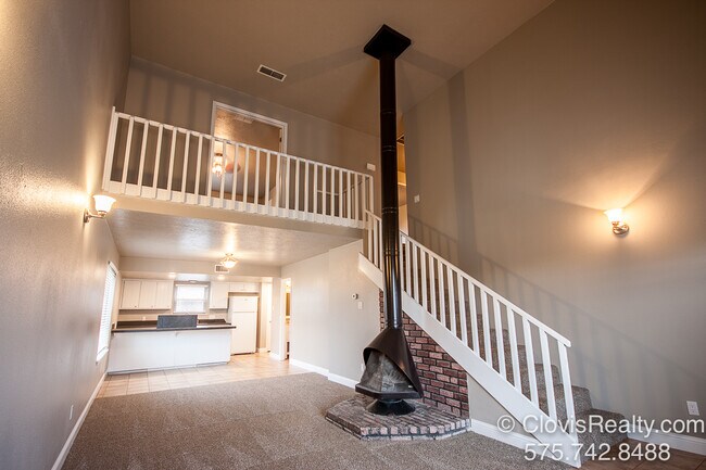 Living Room - 3500 Adenmor Ct