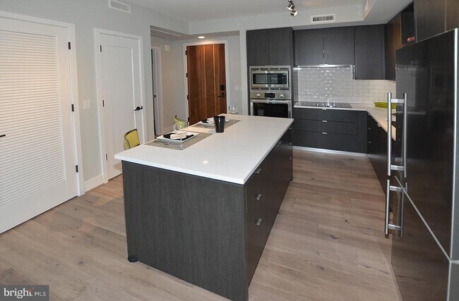 Foto del edificio - 1300 4th St SE