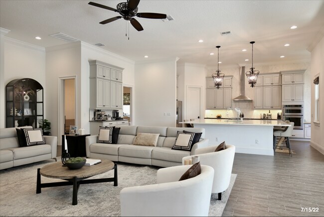 Foto del edificio - Luxurious 4/4 Executive Pool Home with a 3...