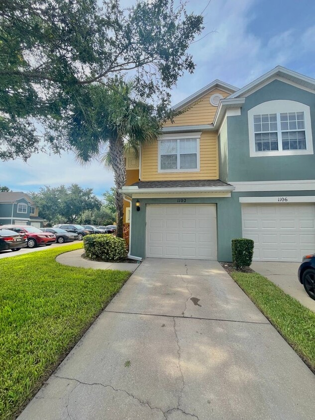 Beautiful 3 Bed 2.5 Bath Gated Townhome fo... - Beautiful 3 Bed 2.5 Bath Gated Townhome fo...