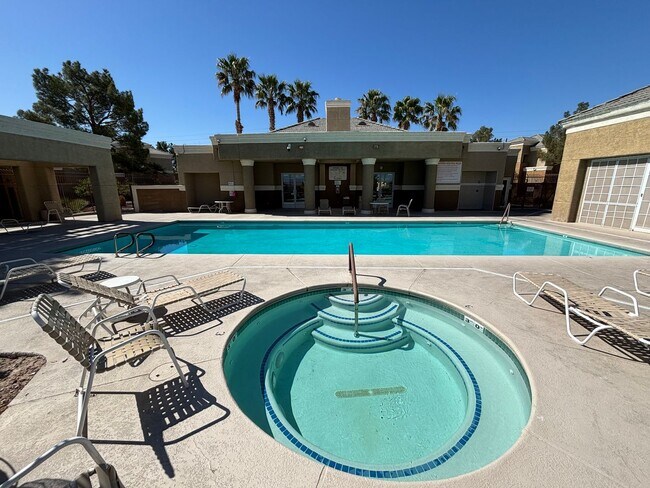 Foto del edificio - Darling Southwest one bedroom condo locate...