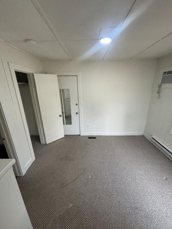 Building Photo - 1527 Cranfield Rd