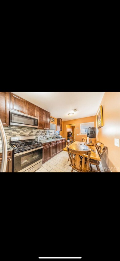 Foto principal - 524 Cornell St