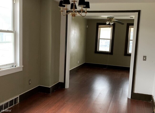 Foto del edificio - 3 br, 2 bath House - 187 Chester St