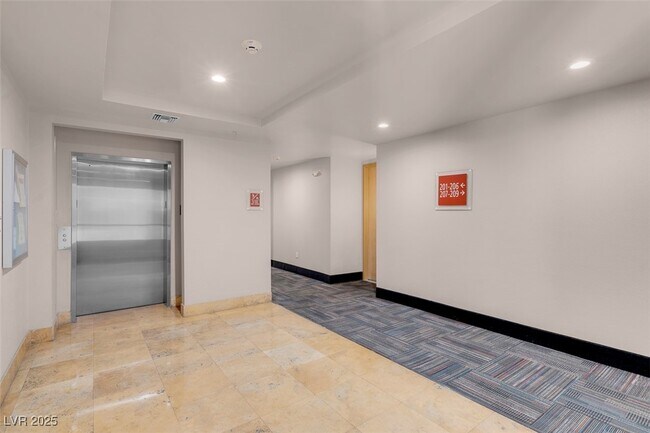 Foto del edificio - 75 E Agate Ave