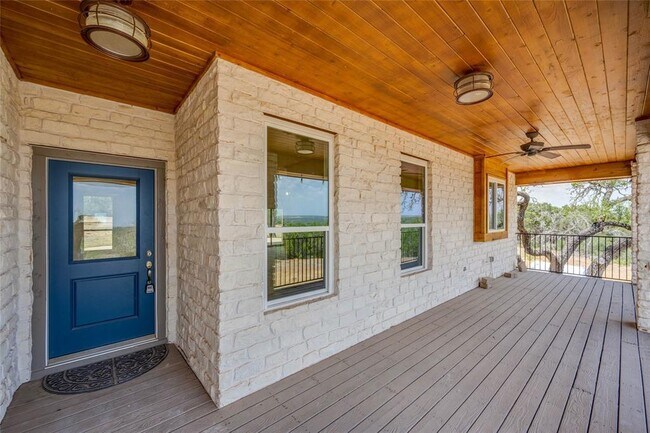 Foto del edificio - 3850 Bell Springs Rd