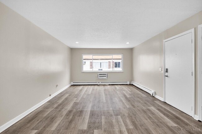 Photo - 6110 Stover Ave Apartment