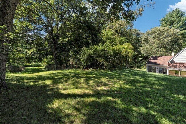 Foto del edificio - 606 Springs Rd