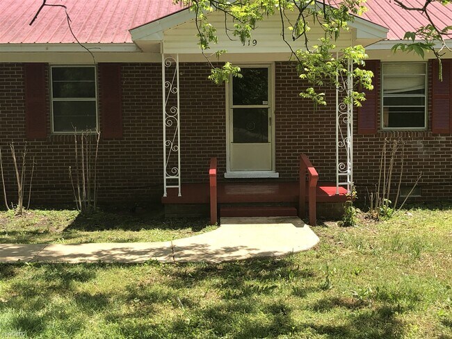 Building Photo - 3 br, 2 bath House - 119 Bethany Road