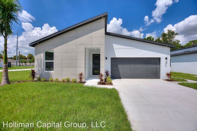 Building Photo - 4 br, 2 bath House - 300 Royal Palm Way