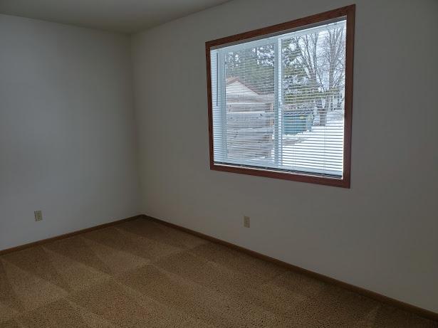 Foto del edificio - 875 East 6th Street, Apt #1