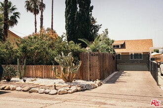 Building Photo - 624 W Mariposa St