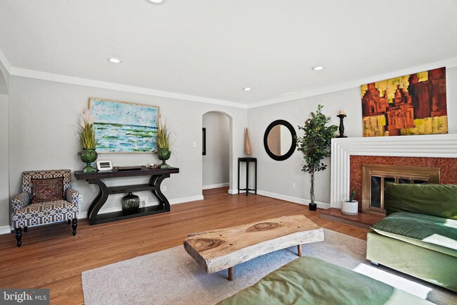 Building Photo - 5108 33rd St NW