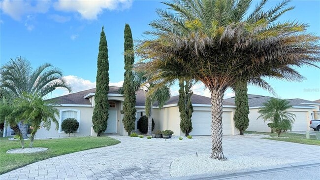 Foto del edificio - 175 Cloverdale Rd