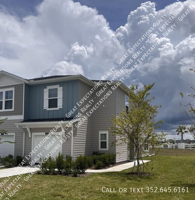 Building Photo - 4923 SW 81st Ln