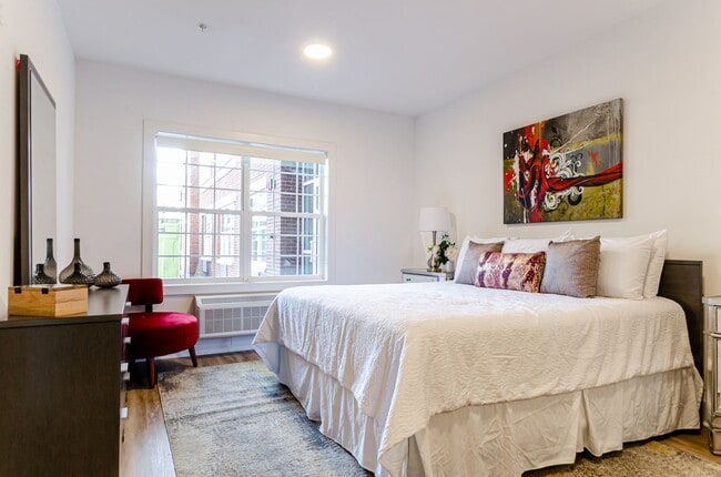 Interior Photo - Lakeside Residence