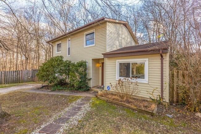 Foto del edificio - 9056 Andromeda Dr, Burke, Va 22015 - Liste...